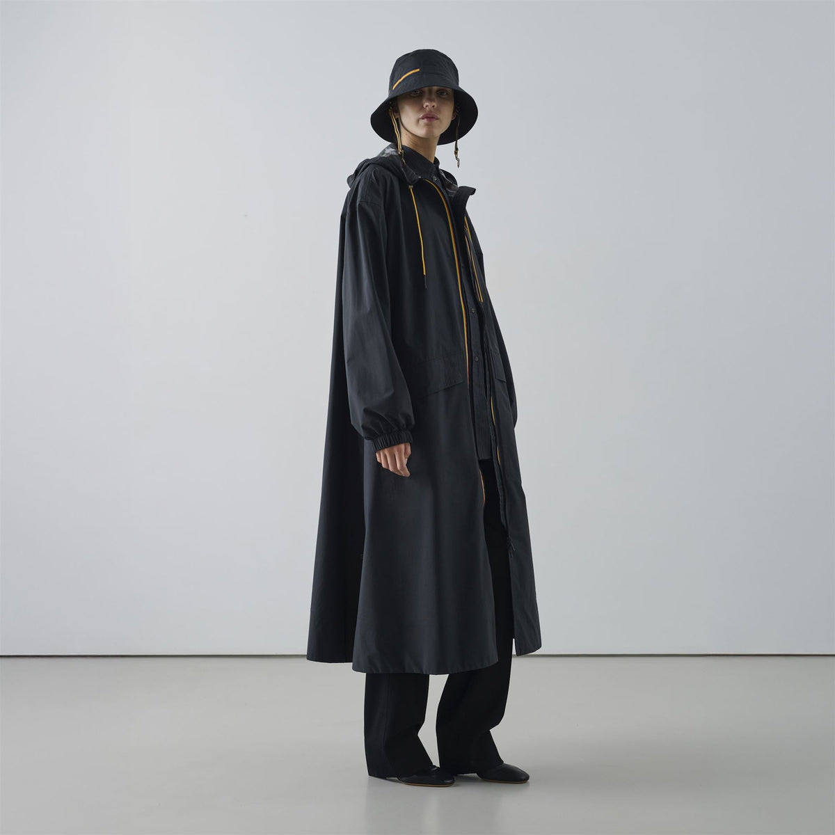 LE VRAI 2.1 AMIABLE  PRADEL SOEUR - Vestes - Long - Femme - Black Sand